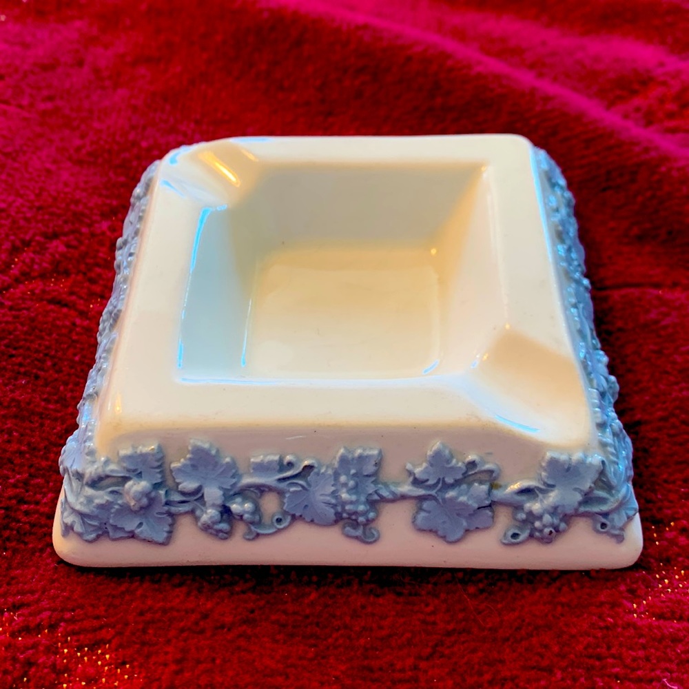 Vintage Wedgewood ashtray